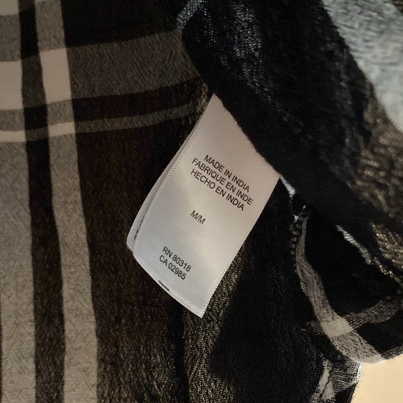 LUCKY BRAND 🍀 lightweight Black & White Plaid button down (M) LIKE NEW! - Picture 5 of 13